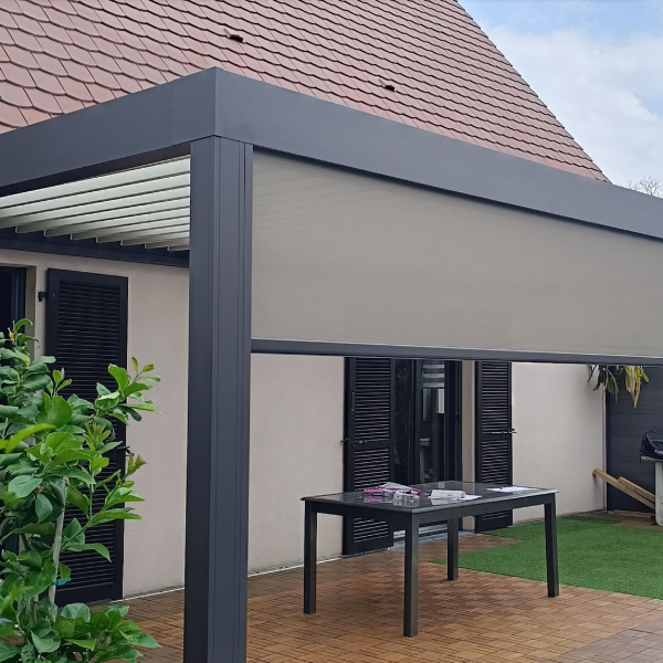Pergola bioclimatique